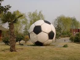 英博官方：现针对部分三层看台开启二轮售票，今日19：00开票